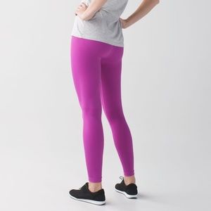 Lululemon Zone in compression leggings